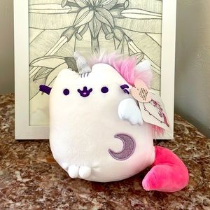 Brand new Unicorn Pusheen plushie 💖